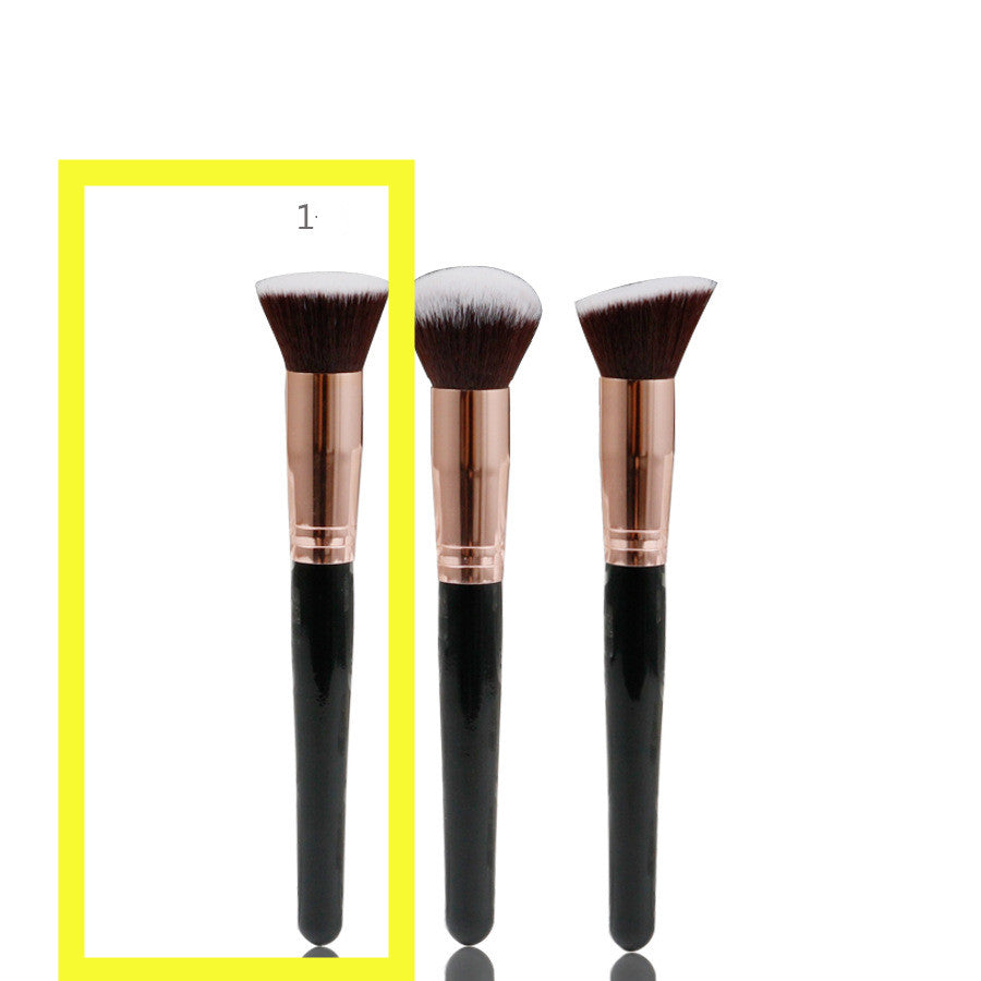 Flat Head Bevel Three Piece Portable Makeup Brush